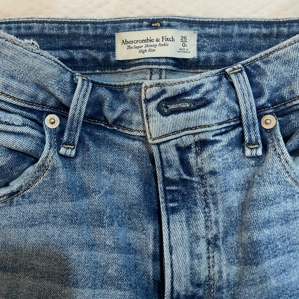 Women’s  Abercrombie & Fitch Super High Skinny Ankle High Rise